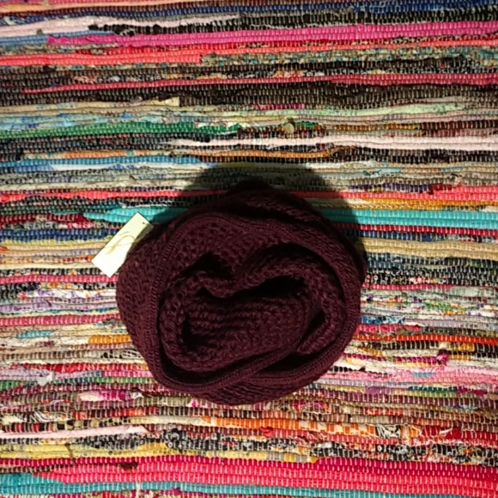 Scarf - Picture 2 of 2